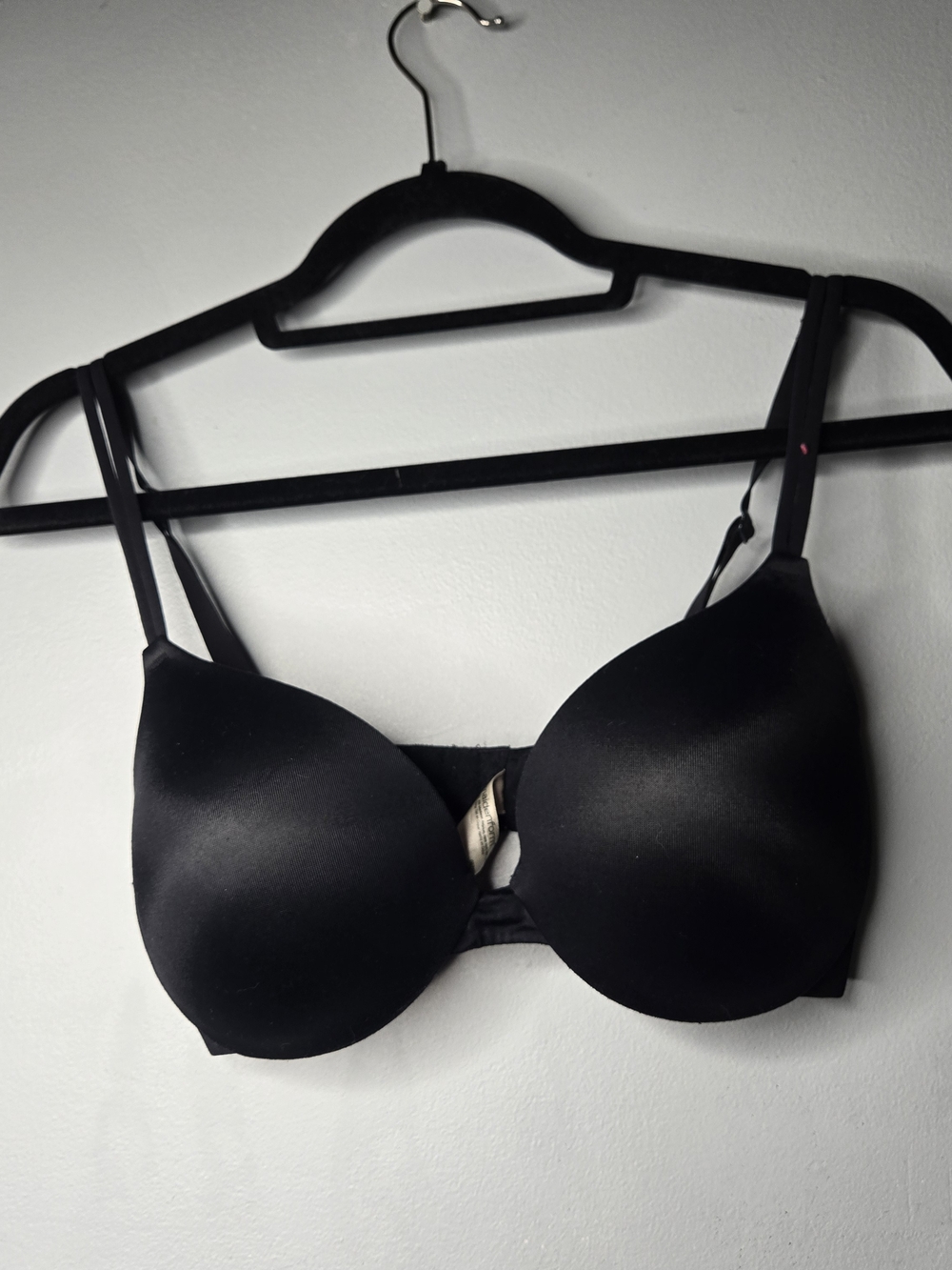 Maidenform 36D Black Push Up Bra Hot Pink Lined Padded Underwire